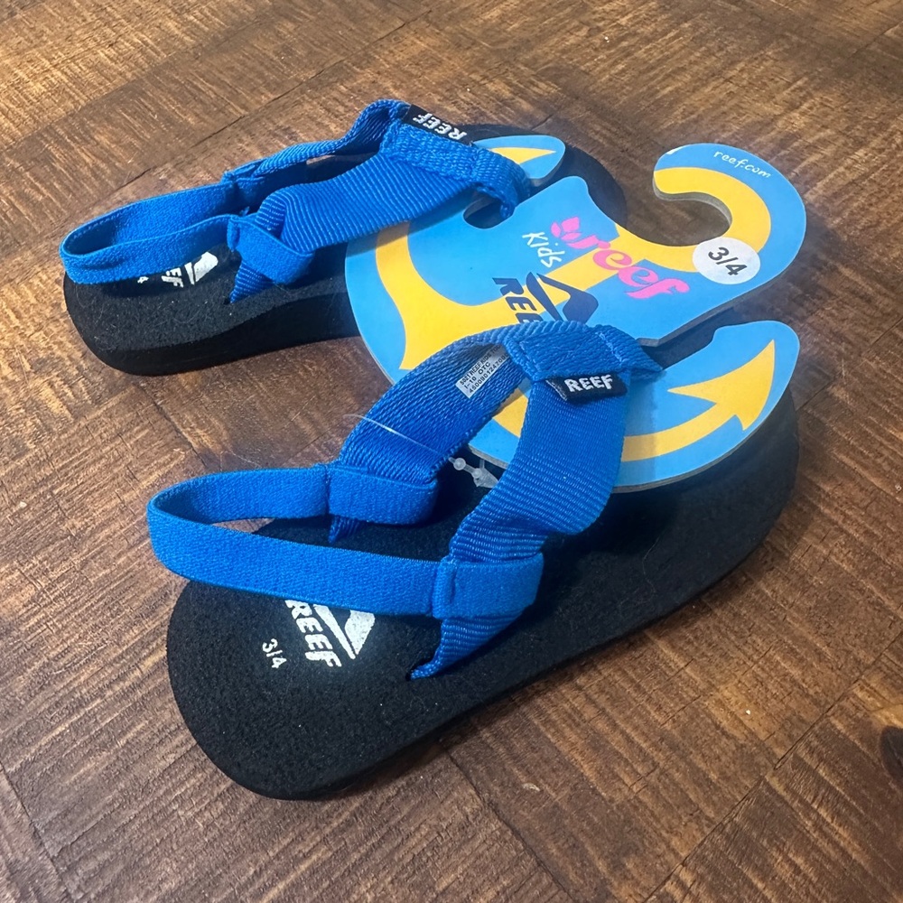 NWT Boys 3/4 Reef Kids Todos‎ Sandals with Straps, Black Blue